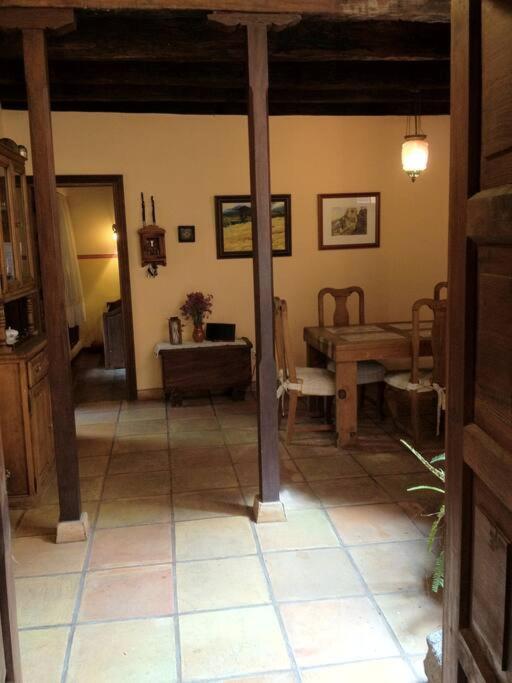 Casa Montanez, Caseron Historico *